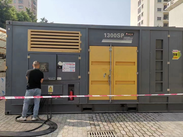黑龙江500KW发电机组冬季应该配多大的启动电瓶？